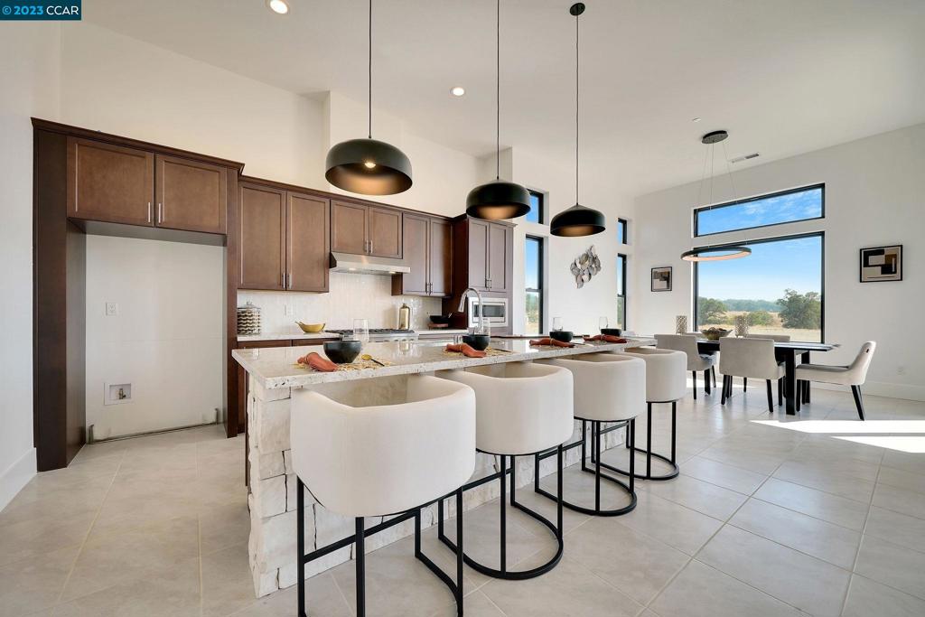 111 Quail Covey Court Property Photo 8