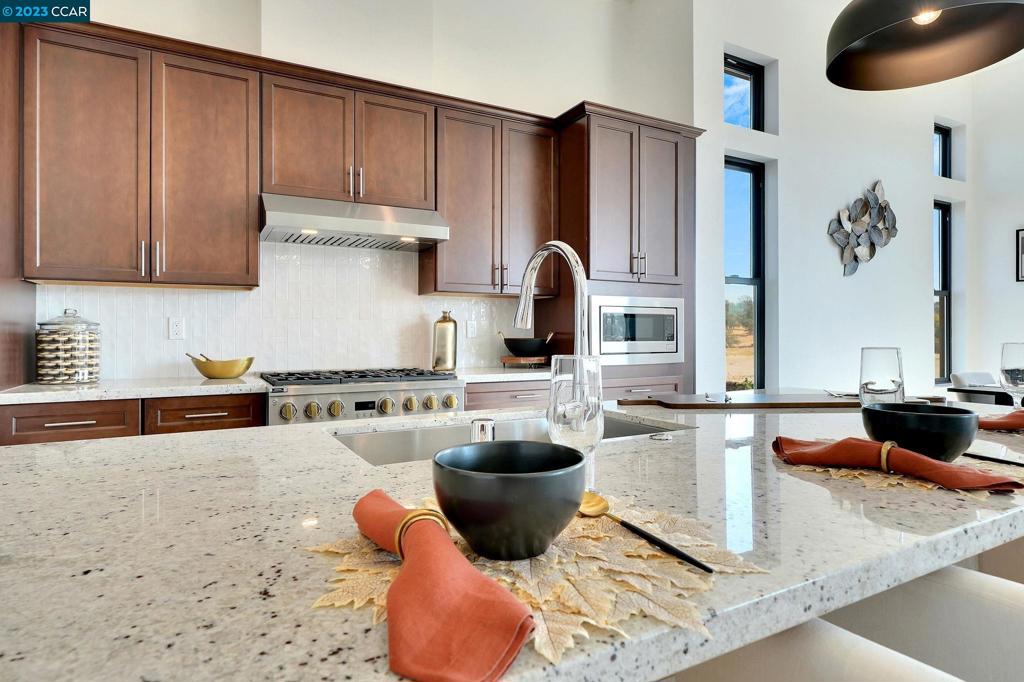 111 Quail Covey Court Property Photo 17
