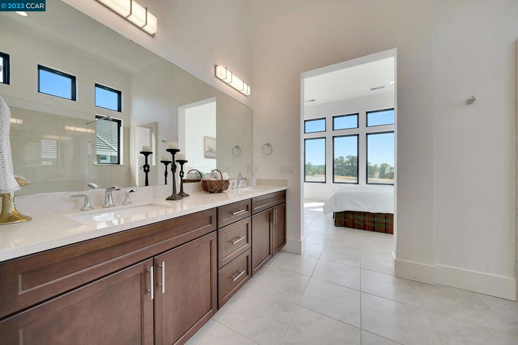 111 Quail Covey Court Property Photo 38