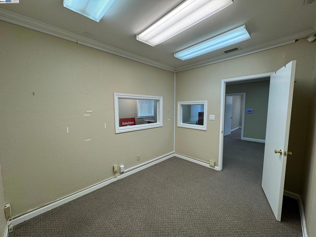 3400 Mt Diablo Blvd Property Photo 7