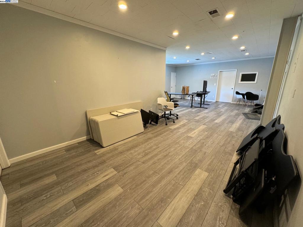 3400 Mt Diablo Blvd Property Photo 13