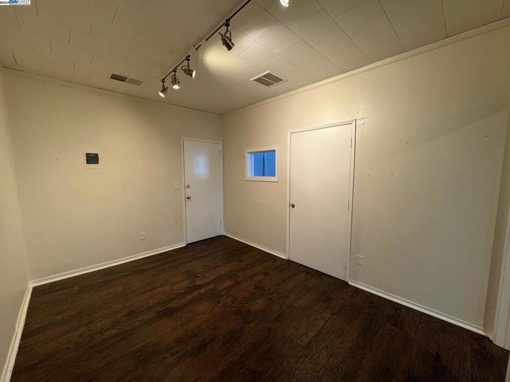 3400 Mt Diablo Blvd Property Photo 19
