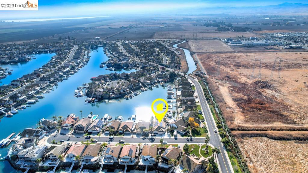 4050 Pier Point Property Photo 3