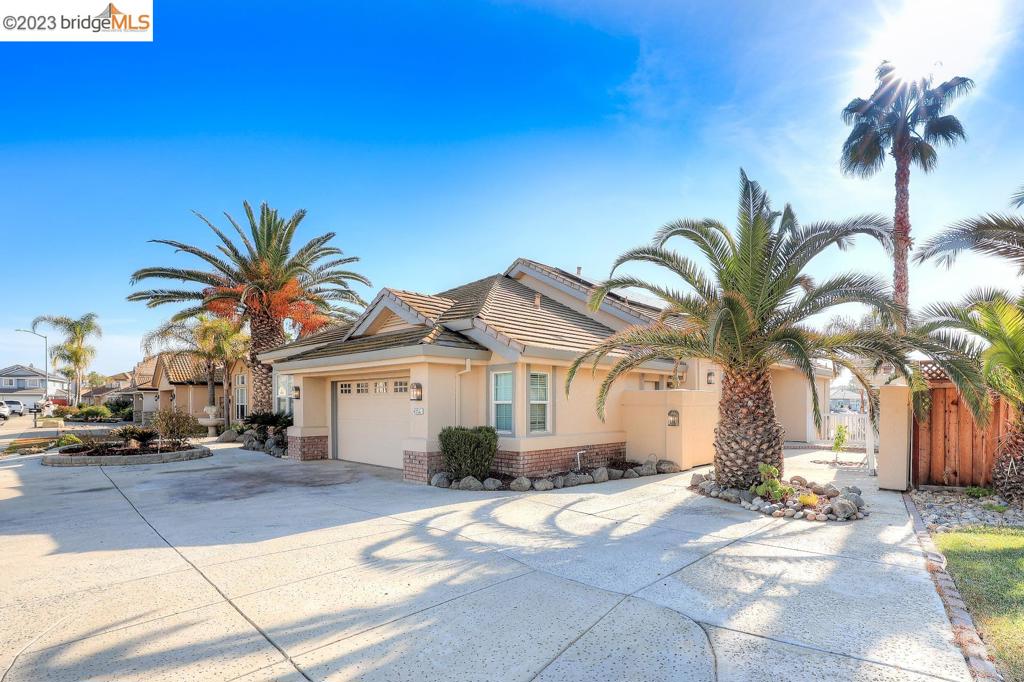 4050 Pier Point Property Photo 7