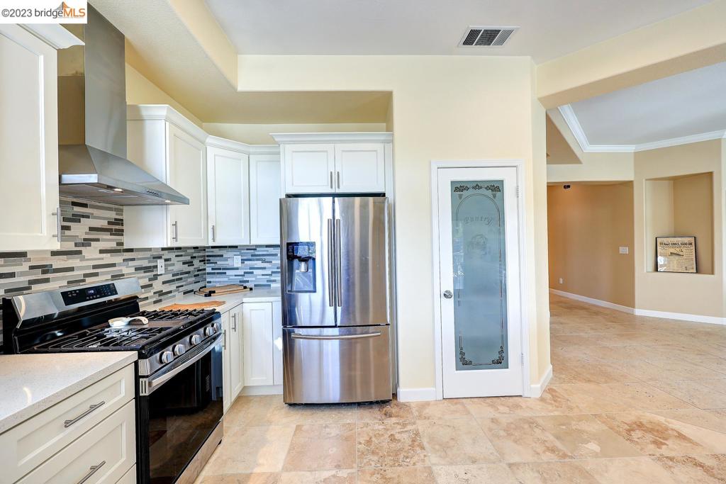 4050 Pier Point Property Photo 15