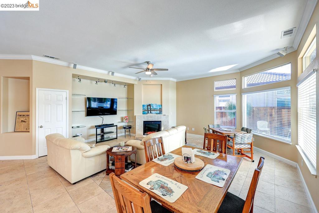 4050 Pier Point Property Photo 19