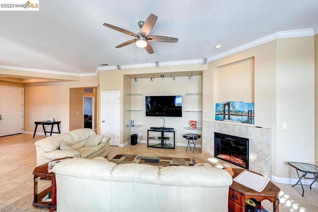 4050 Pier Point Property Photo 20