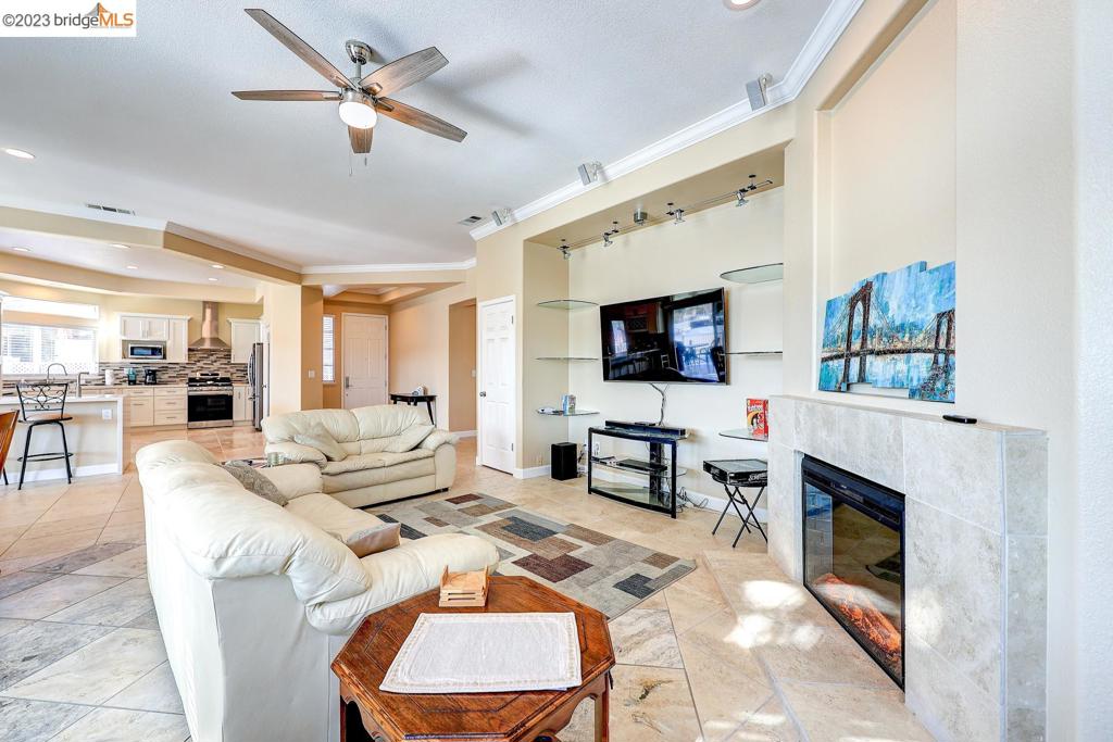 4050 Pier Point Property Photo 21