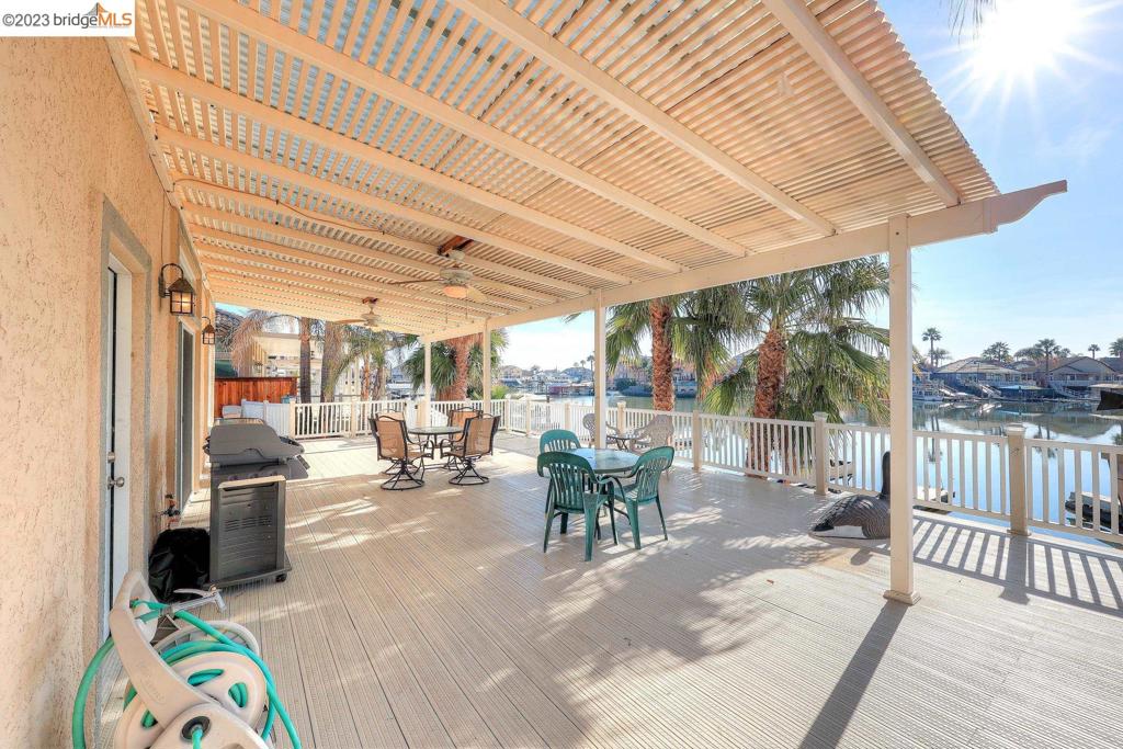 4050 Pier Point Property Photo 45