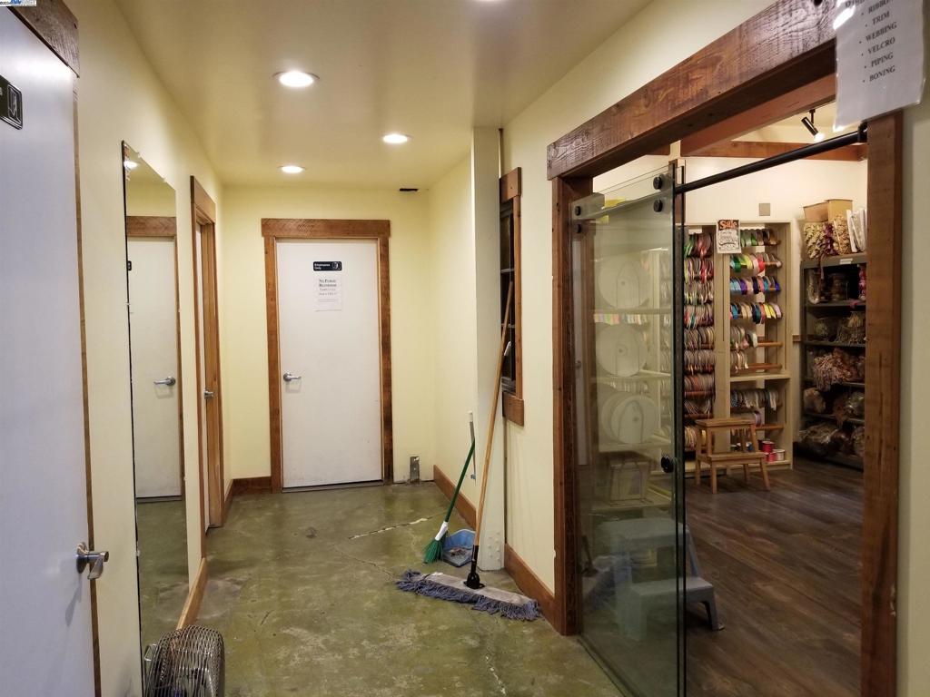1805 Eastshore Property Photo 12