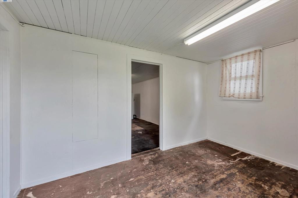 2031 103rd Ave Property Photo 45