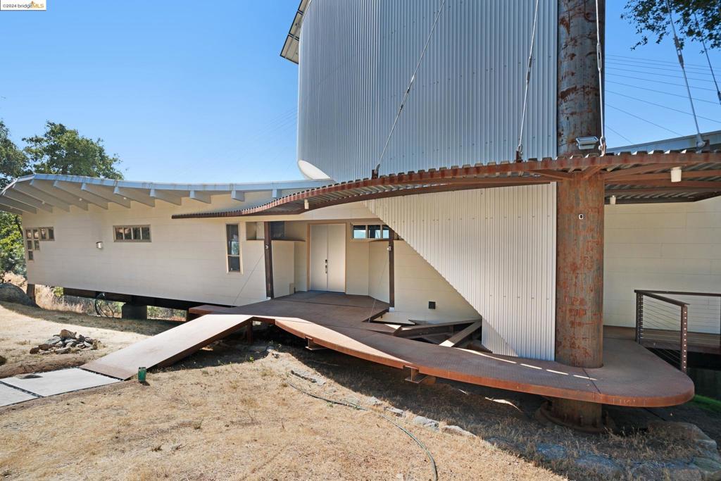 3599 Hector Rd Property Photo 3