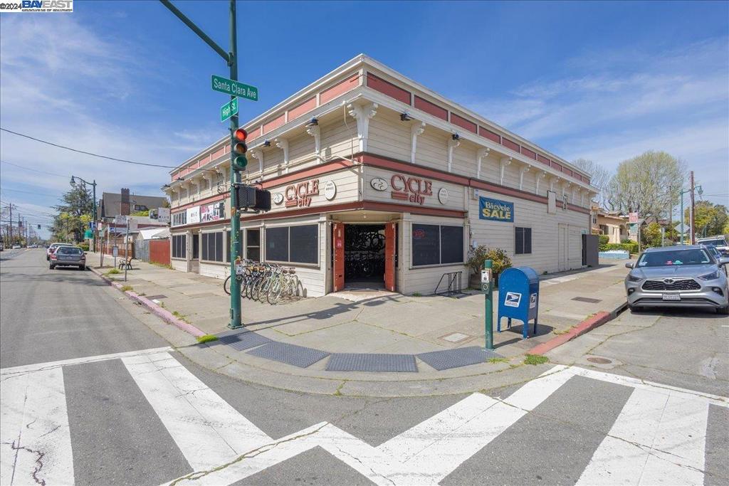 1429 High St Property Photo 1
