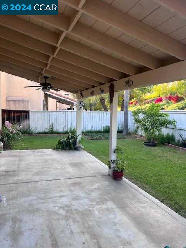 29160 Whitegate Ln Property Photo 8