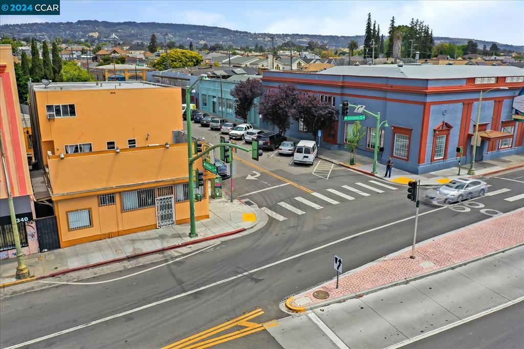 2350 International Blvd Property Photo