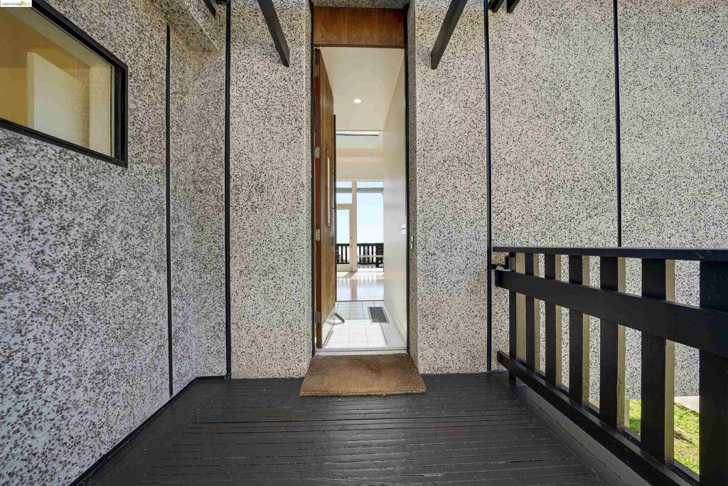 921 Clark Place Property Photo 10