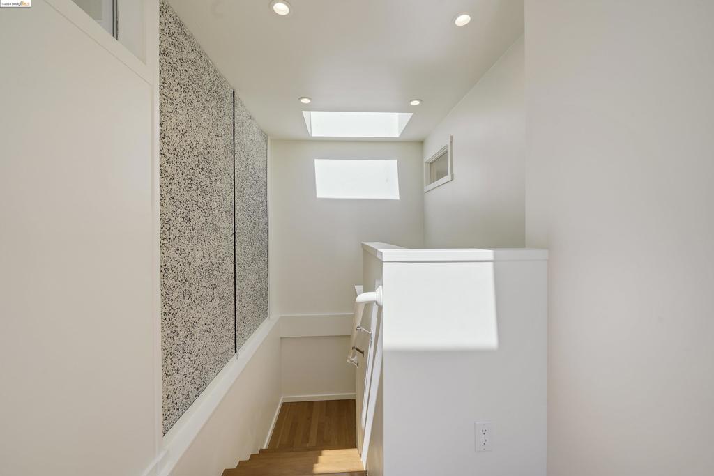 921 Clark Place Property Photo 25