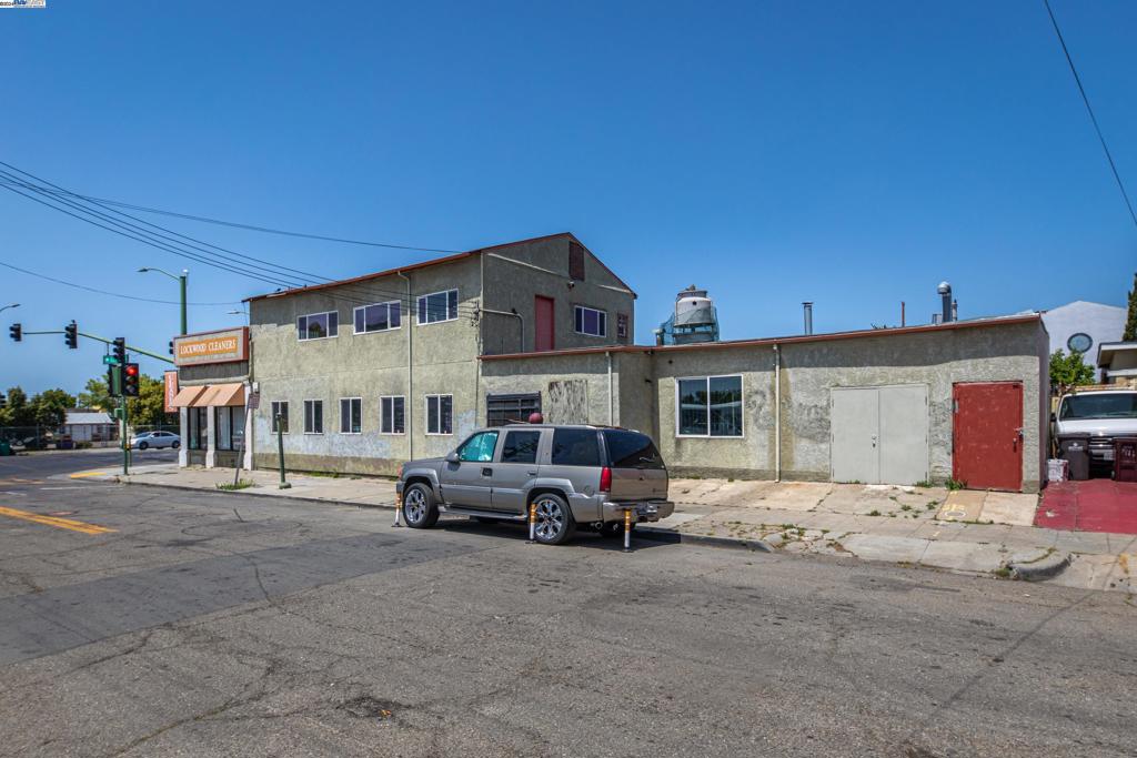 6160 International Blvd Property Photo 2
