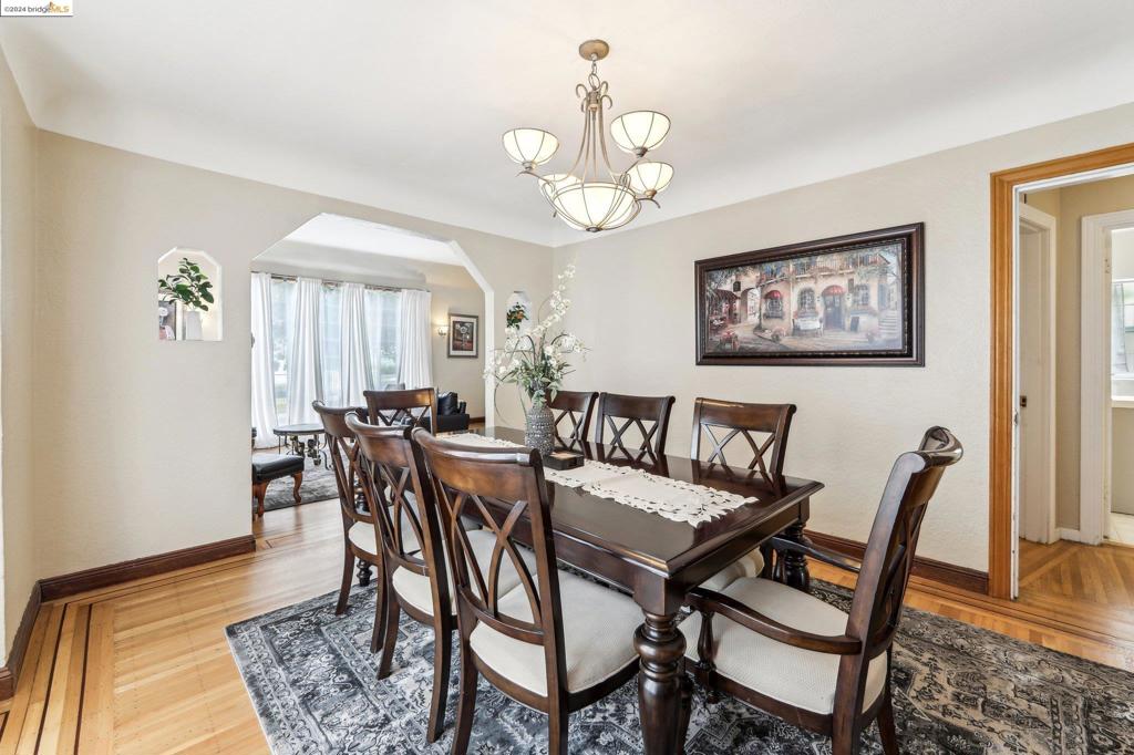 1926 107th Ave Property Photo 9