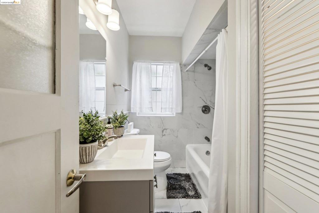 1926 107th Ave Property Photo 23