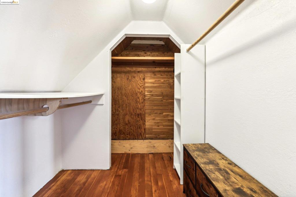 1926 107th Ave Property Photo 33