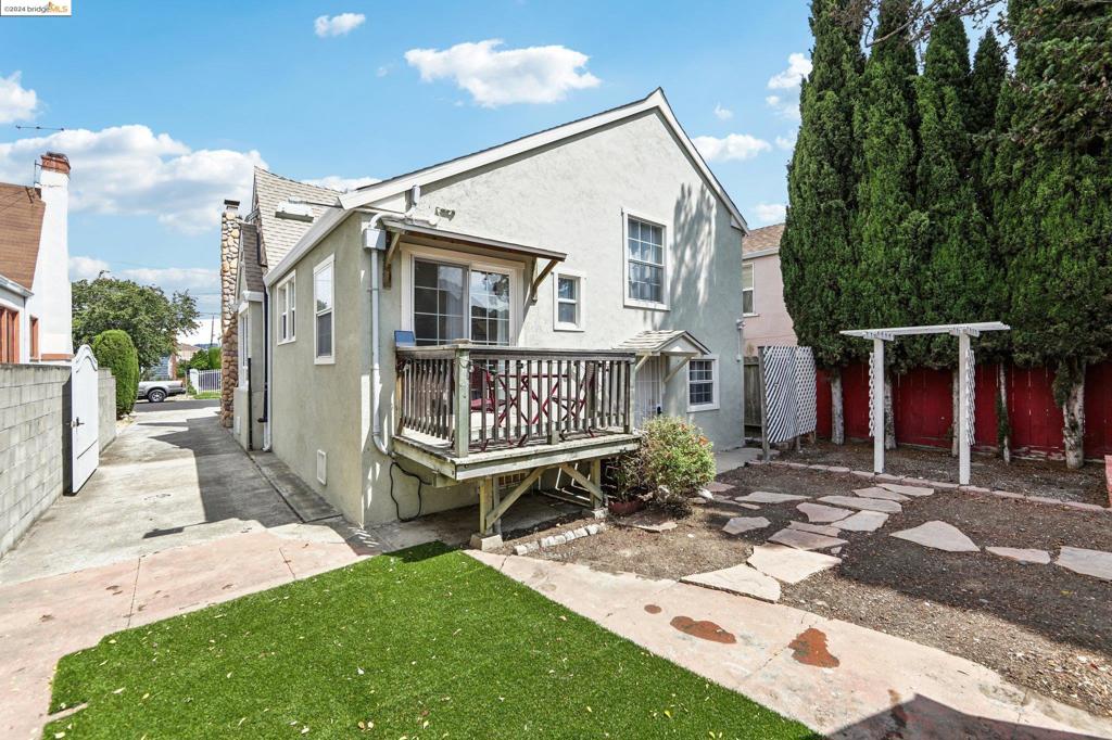 1926 107th Ave Property Photo 42