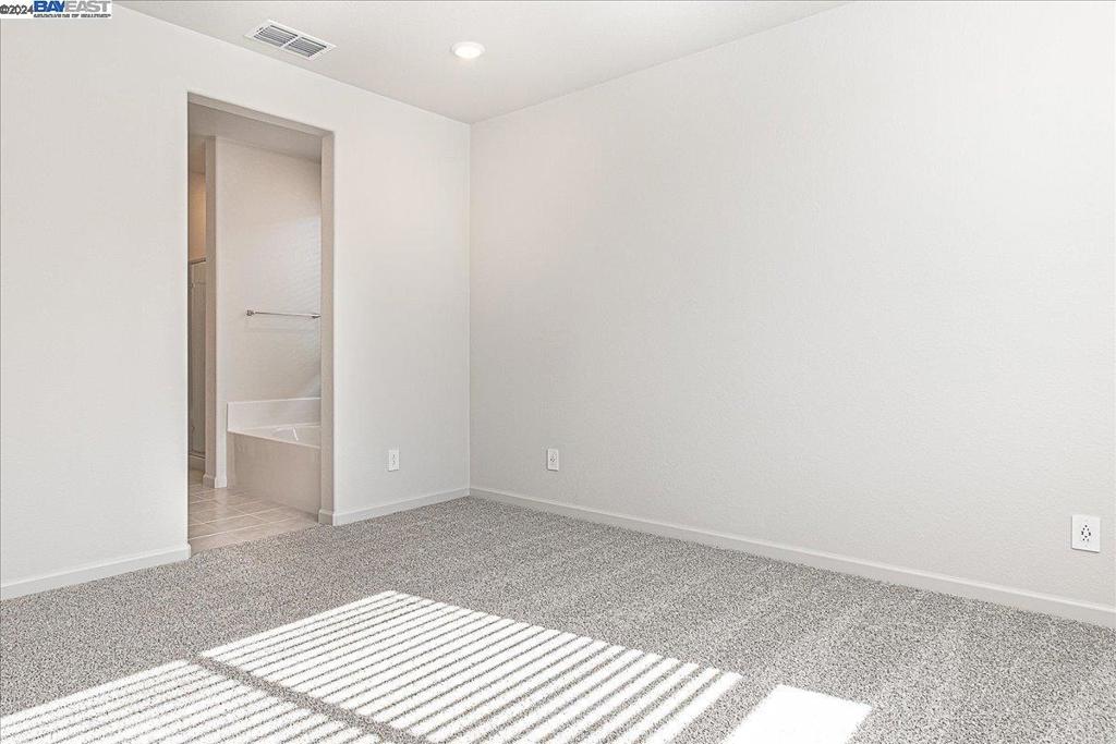 2998 Girdwood St Property Photo 22