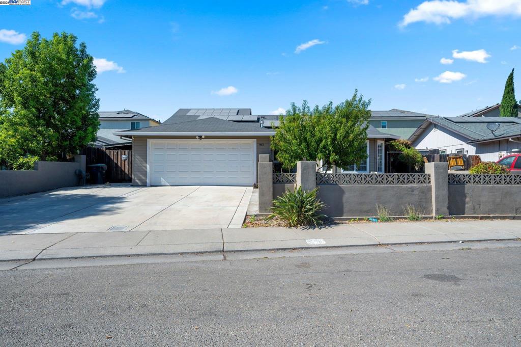1483 Capitola Circle Property Photo