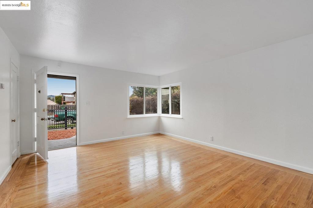 8425 D St Property Photo 6