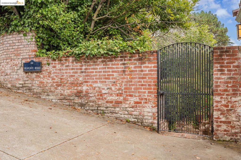 44 Highgate Rd Property Photo 8