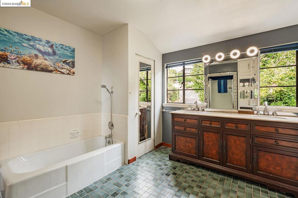 44 Highgate Rd Property Photo 41
