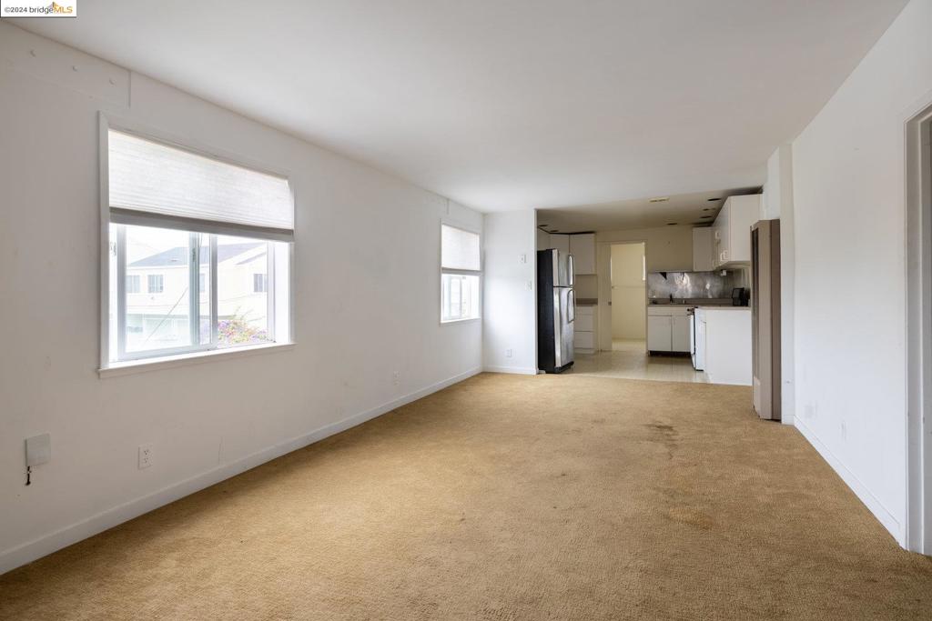 2 17th St Property Photo 15