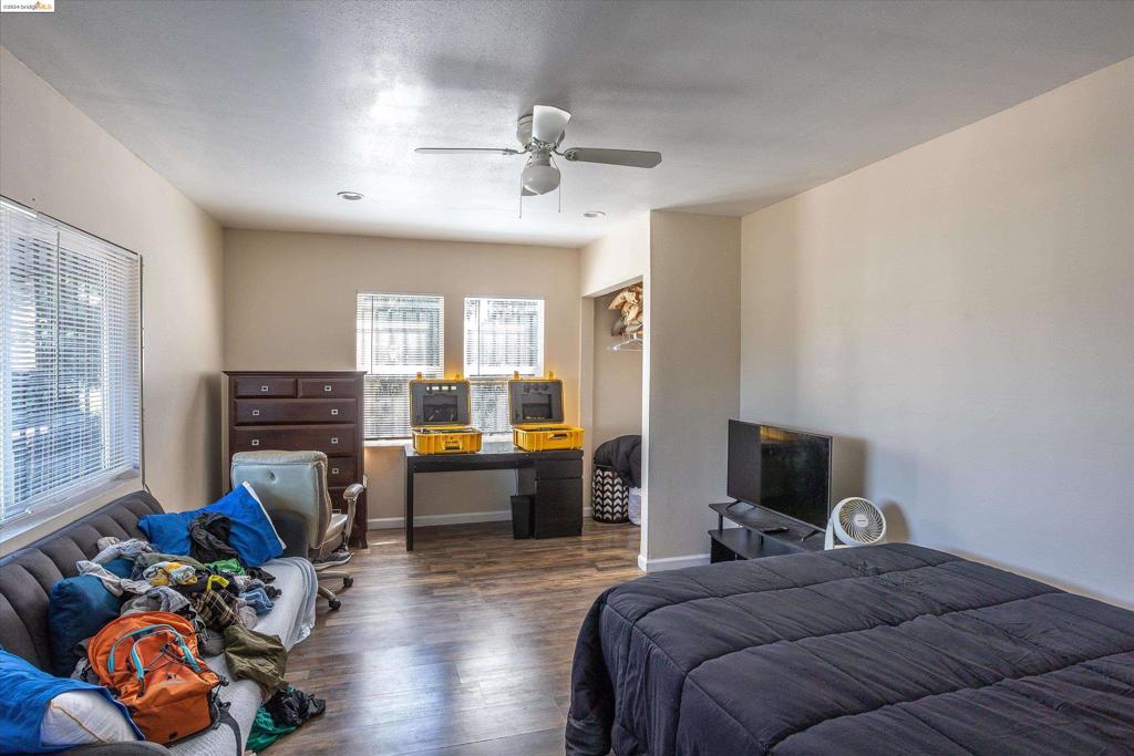 611 Sheridan St Property Photo 43