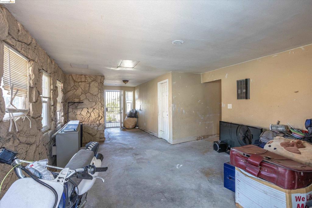 611 Sheridan St Property Photo 52