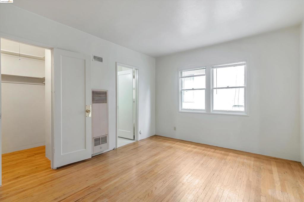 2437 Warring St Property Photo 21