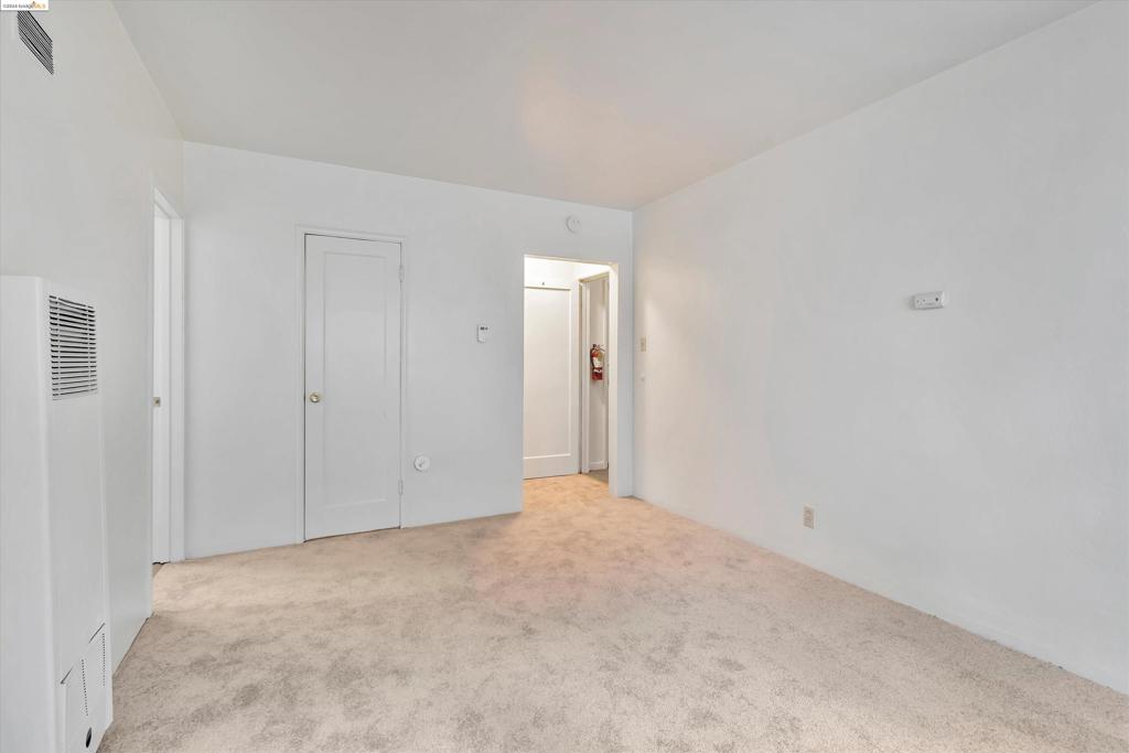 2437 Warring St Property Photo 26