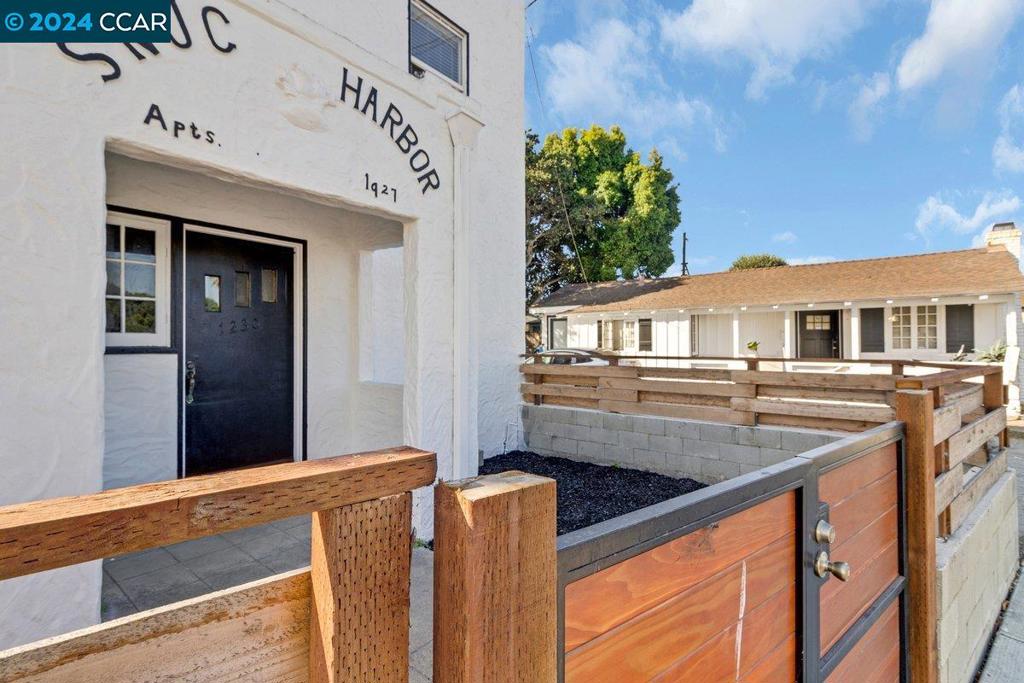 1230 Del Monte Ave Property Photo 4