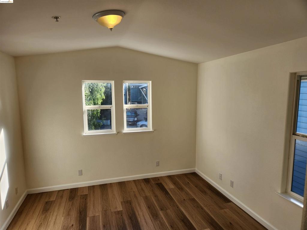 4465 View Place Property Photo 10