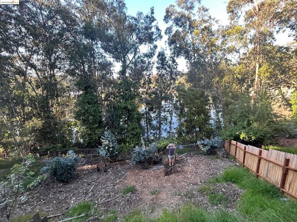 4465 View Place Property Photo 15
