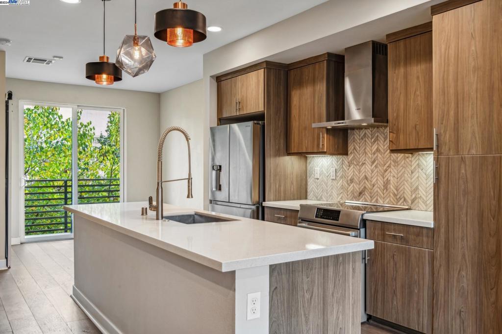 1805 16th St Property Photo 9