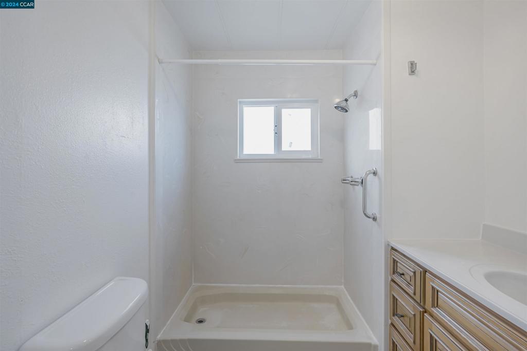 4556 Appian Way Property Photo 15