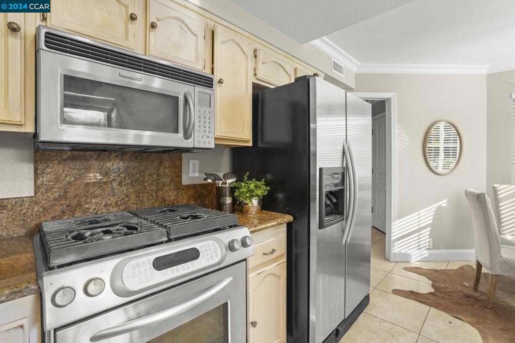 1 Rainbow Cir Property Photo 11