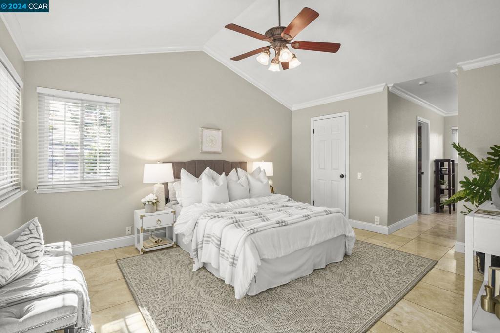 1 Rainbow Cir Property Photo 17