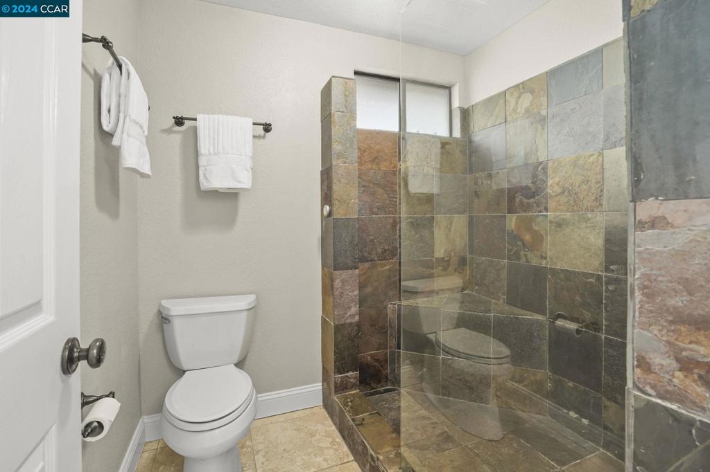 1 Rainbow Cir Property Photo 20