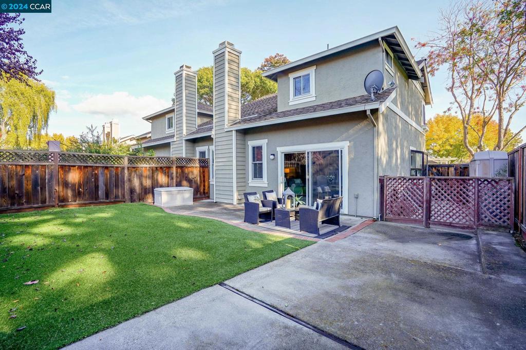 1 Rainbow Cir Property Photo 29