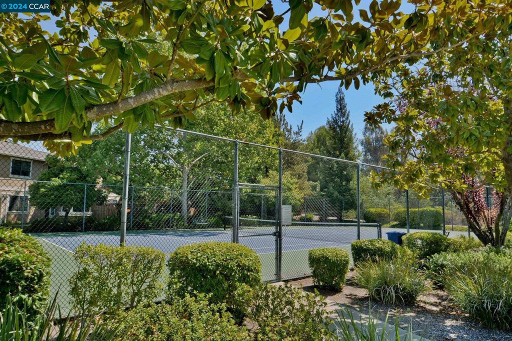 1 Rainbow Cir Property Photo 38