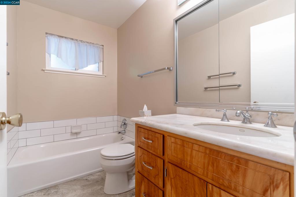 2315 Hoytt Ct Property Photo 26