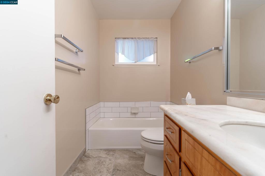 2315 Hoytt Ct Property Photo 27