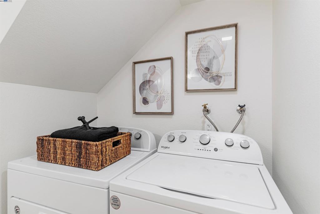 288 Mavis Dr Property Photo 20