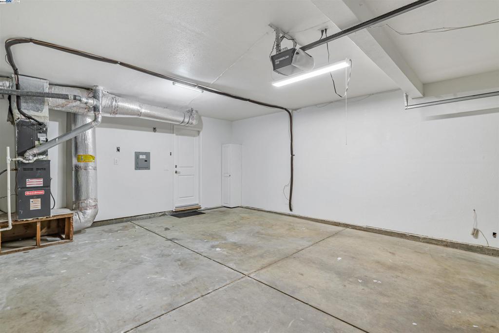 288 Mavis Dr Property Photo 21